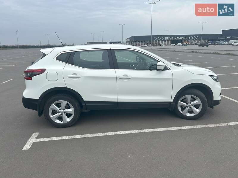 Внедорожник / Кроссовер Nissan Qashqai 2017 в Днепре фото 3 Внедорожник / Кроссовер Nissan Qashqai 2017 в Днепре