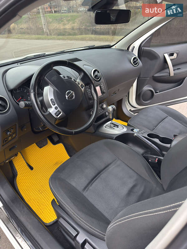 Позашляховик / Кросовер Nissan Qashqai 2011 в Кривому Розі фото 13 Позашляховик / Кросовер Nissan Qashqai 2011 в Кривому Розі