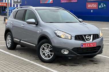 Позашляховик / Кросовер Nissan Qashqai 2011 в Нововолинську