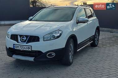 Позашляховик / Кросовер Nissan Qashqai 2012 в Звягелі