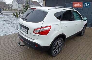 Позашляховик / Кросовер Nissan Qashqai 2011 в Радивиліві