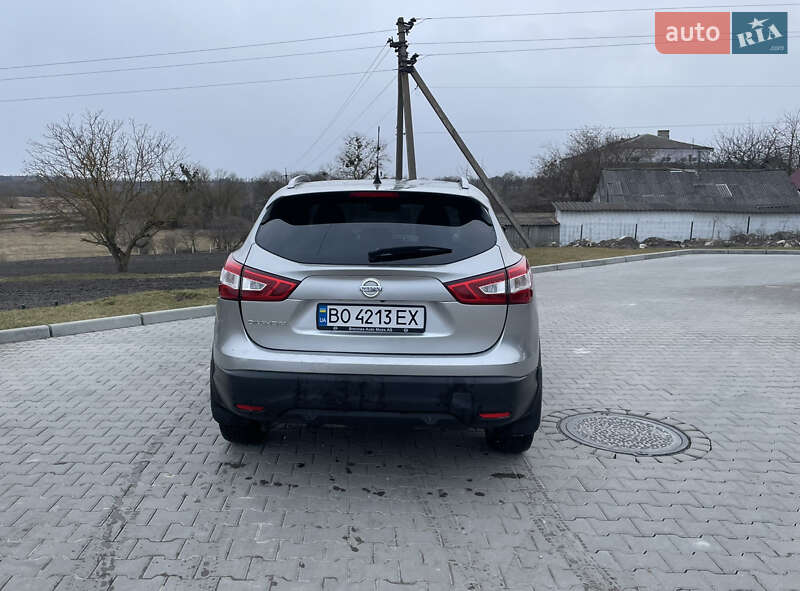 Внедорожник / Кроссовер Nissan Qashqai 2015 в Шумске фото 4 Внедорожник / Кроссовер Nissan Qashqai 2015 в Шумске