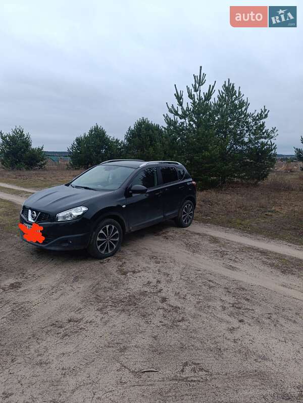 Внедорожник / Кроссовер Nissan Qashqai 2012 в Вараше фото 2 Внедорожник / Кроссовер Nissan Qashqai 2012 в Вараше