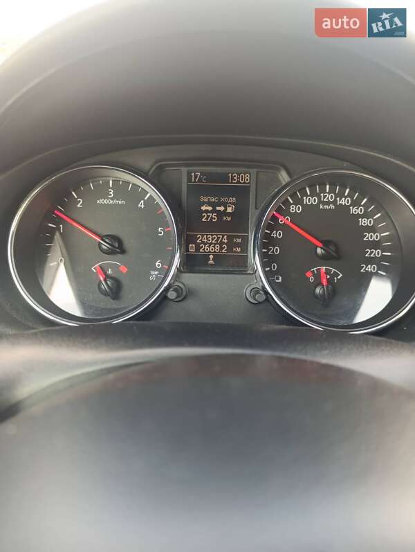 Внедорожник / Кроссовер Nissan Qashqai 2012 в Вараше фото 6 Внедорожник / Кроссовер Nissan Qashqai 2012 в Вараше