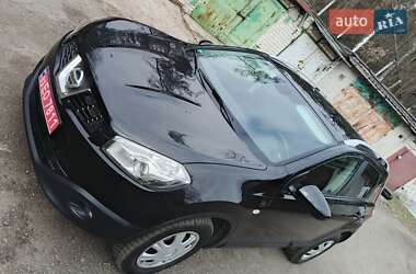 Внедорожник / Кроссовер Nissan Qashqai 2012 в Чернигове