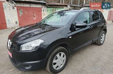 Внедорожник / Кроссовер Nissan Qashqai 2012 в Чернигове