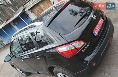 Внедорожник / Кроссовер Nissan Qashqai 2012 в Чернигове