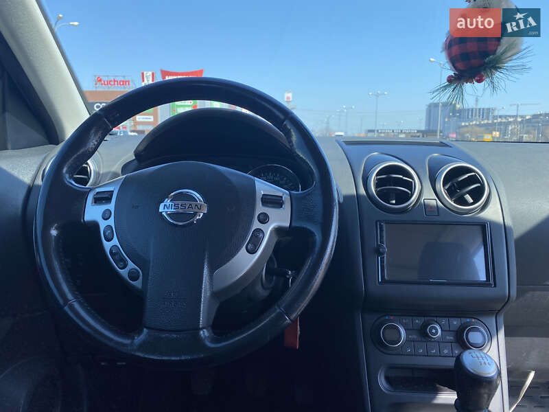 Позашляховик / Кросовер Nissan Qashqai 2011 в Одесі