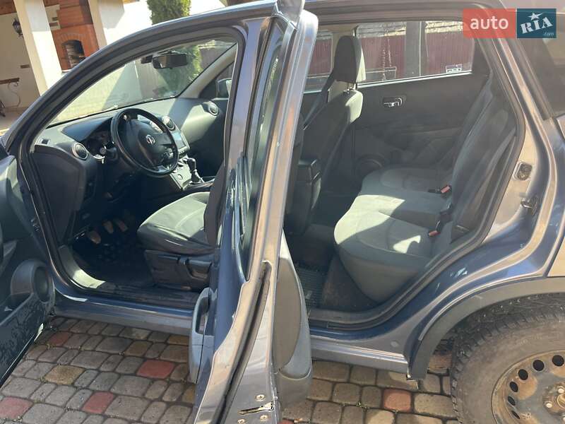 Внедорожник / Кроссовер Nissan Qashqai 2008 в 
