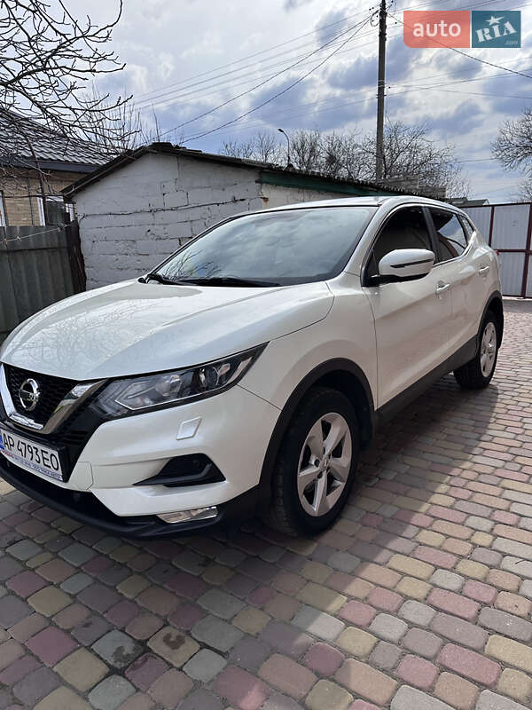 Внедорожник / Кроссовер Nissan Qashqai 2018 в 