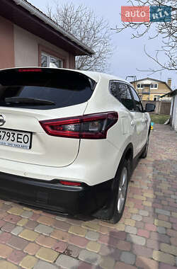 Внедорожник / Кроссовер Nissan Qashqai 2018 в 