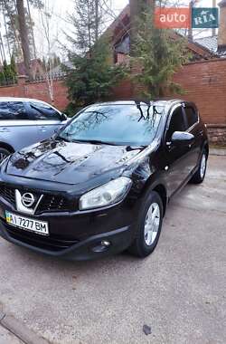 Внедорожник / Кроссовер Nissan Qashqai 2010 в 