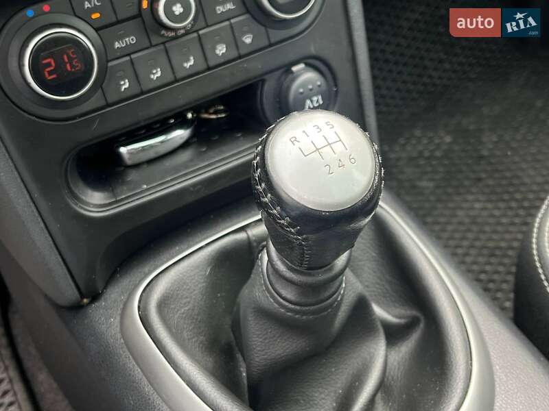 Позашляховик / Кросовер Nissan Qashqai 2012 в Львові
