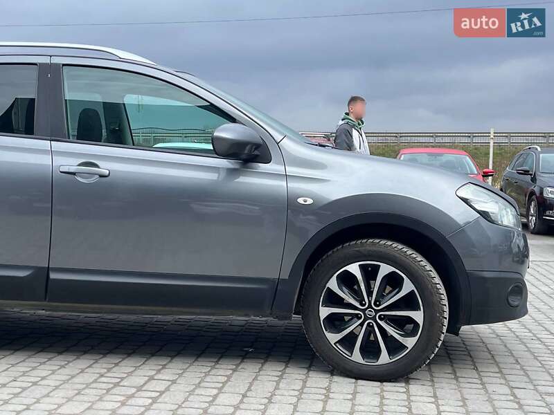 Позашляховик / Кросовер Nissan Qashqai 2012 в Львові