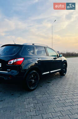 Внедорожник / Кроссовер Nissan Qashqai 2011 в 