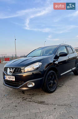 Внедорожник / Кроссовер Nissan Qashqai 2011 в 