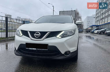 Внедорожник / Кроссовер Nissan Qashqai 2017 в 