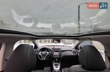 Позашляховик / Кросовер Nissan Qashqai 2015 в 