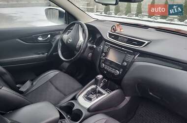 Позашляховик / Кросовер Nissan Qashqai 2015 в 