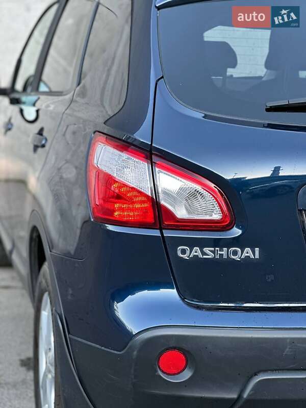 Внедорожник / Кроссовер Nissan Qashqai 2010 в Киеве