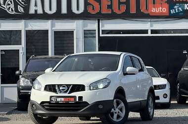 Внедорожник / Кроссовер Nissan Qashqai 2012 в 