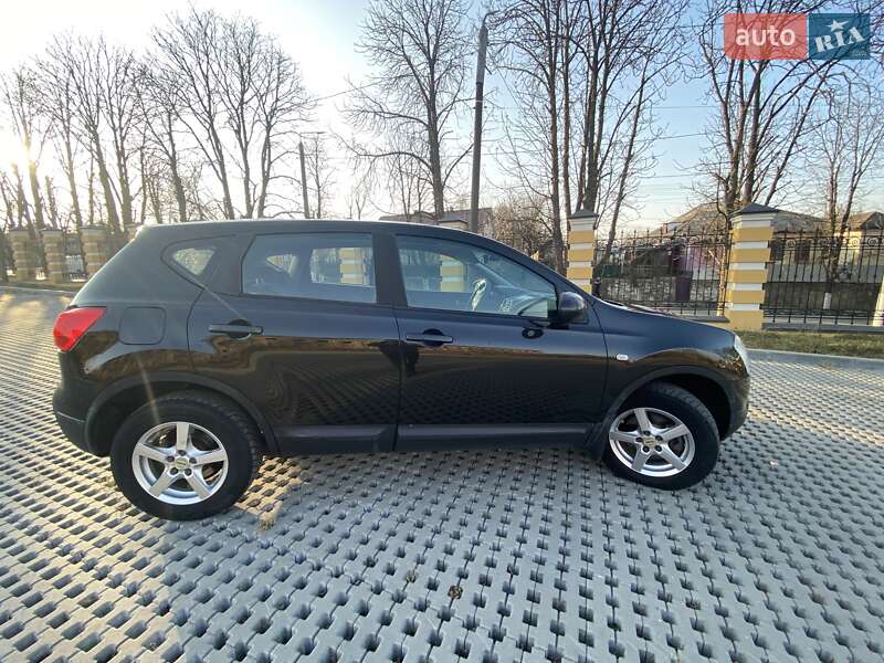Позашляховик / Кросовер Nissan Qashqai 2008 в Тульчині