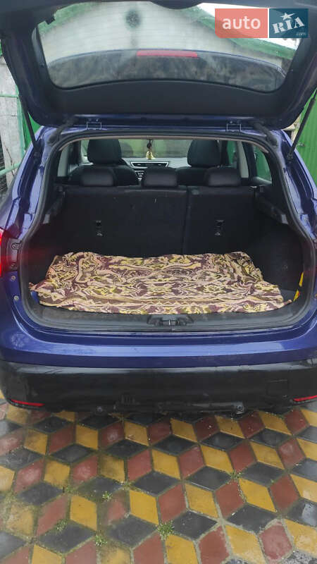 Внедорожник / Кроссовер Nissan Qashqai 2015 в Килии