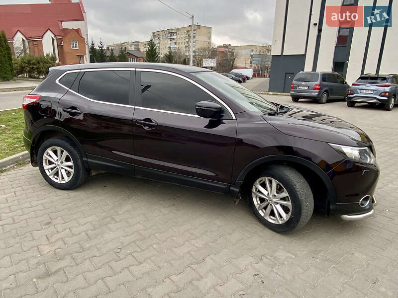 Позашляховик / Кросовер Nissan Qashqai 2015 в Хмельницькому
