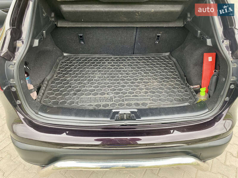 Позашляховик / Кросовер Nissan Qashqai 2015 в Хмельницькому