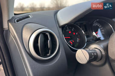 Внедорожник / Кроссовер Nissan Qashqai 2011 в 