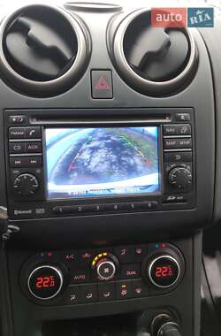 Внедорожник / Кроссовер Nissan Qashqai 2011 в 