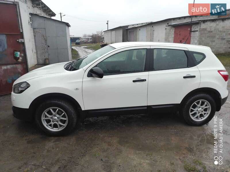 Внедорожник / Кроссовер Nissan Qashqai 2013 в Владимире