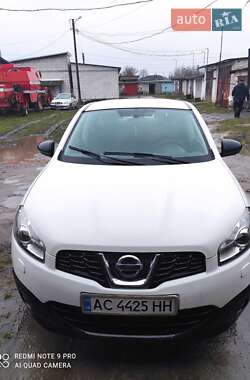 Внедорожник / Кроссовер Nissan Qashqai 2013 в 