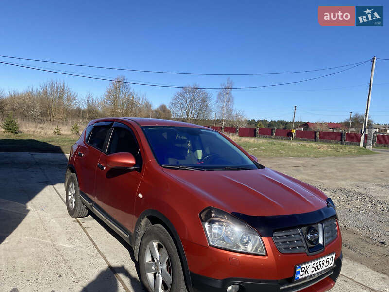Внедорожник / Кроссовер Nissan Qashqai 2007 в 