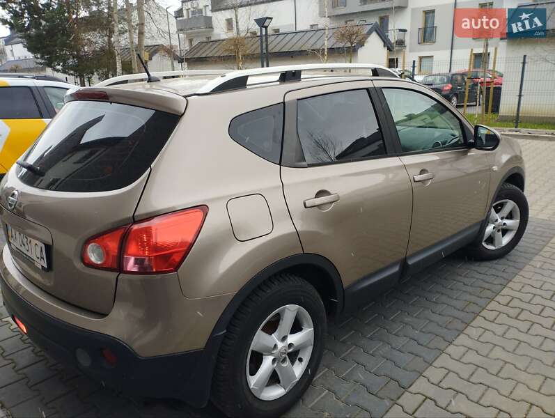 Внедорожник / Кроссовер Nissan Qashqai 2010 в Харькове
