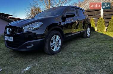 Внедорожник / Кроссовер Nissan Qashqai 2011 в 