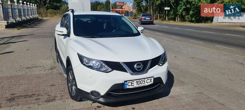 Внедорожник / Кроссовер Nissan Qashqai 2014 в 