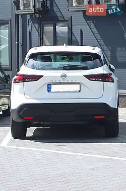 Внедорожник / Кроссовер Nissan Qashqai 2022 в 