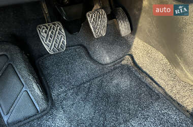 Позашляховик / Кросовер Nissan Qashqai 2010 в 