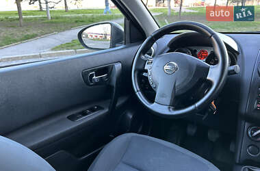Позашляховик / Кросовер Nissan Qashqai 2010 в 
