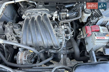 Позашляховик / Кросовер Nissan Qashqai 2010 в 