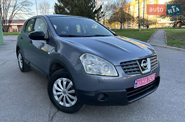 Позашляховик / Кросовер Nissan Qashqai 2010 в 