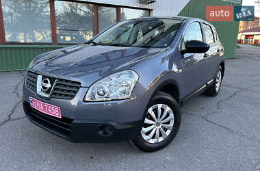Позашляховик / Кросовер Nissan Qashqai 2010 в 