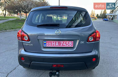 Позашляховик / Кросовер Nissan Qashqai 2010 в 