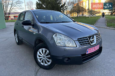 Позашляховик / Кросовер Nissan Qashqai 2010 в 