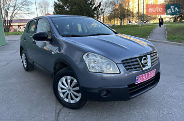 Позашляховик / Кросовер Nissan Qashqai 2010 в 