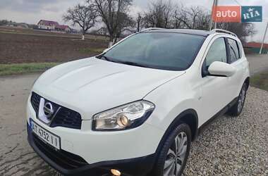Внедорожник / Кроссовер Nissan Qashqai 2010 в 