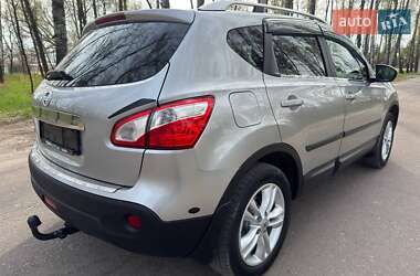 Внедорожник / Кроссовер Nissan Qashqai 2011 в 