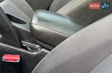 Внедорожник / Кроссовер Nissan Qashqai 2011 в 