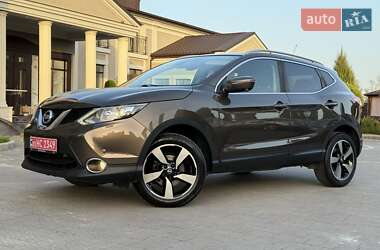 Внедорожник / Кроссовер Nissan Qashqai 2016 в 